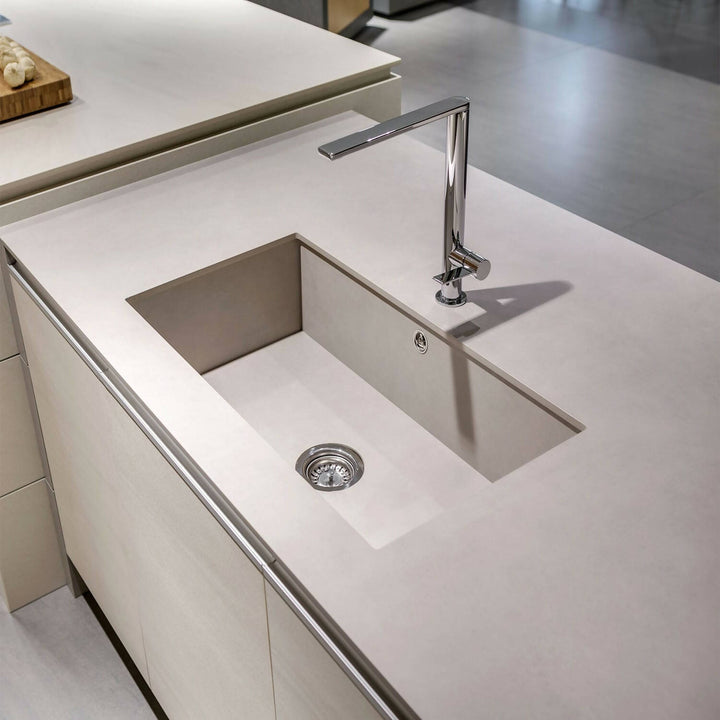 ARENA SATIN SINK